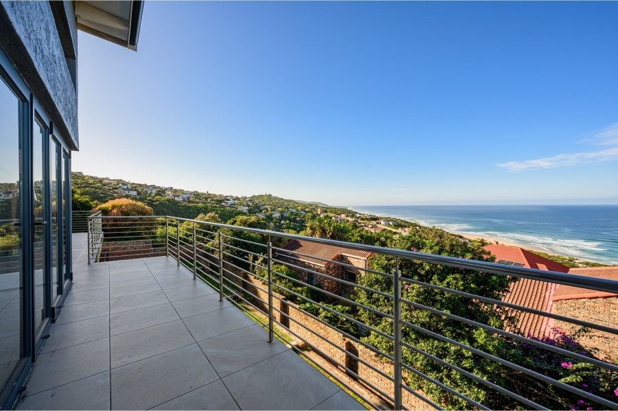 4 Bedroom Property for Sale in Blue Horizon Bay Eastern Cape